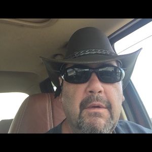 Meet your Posher, Joseph